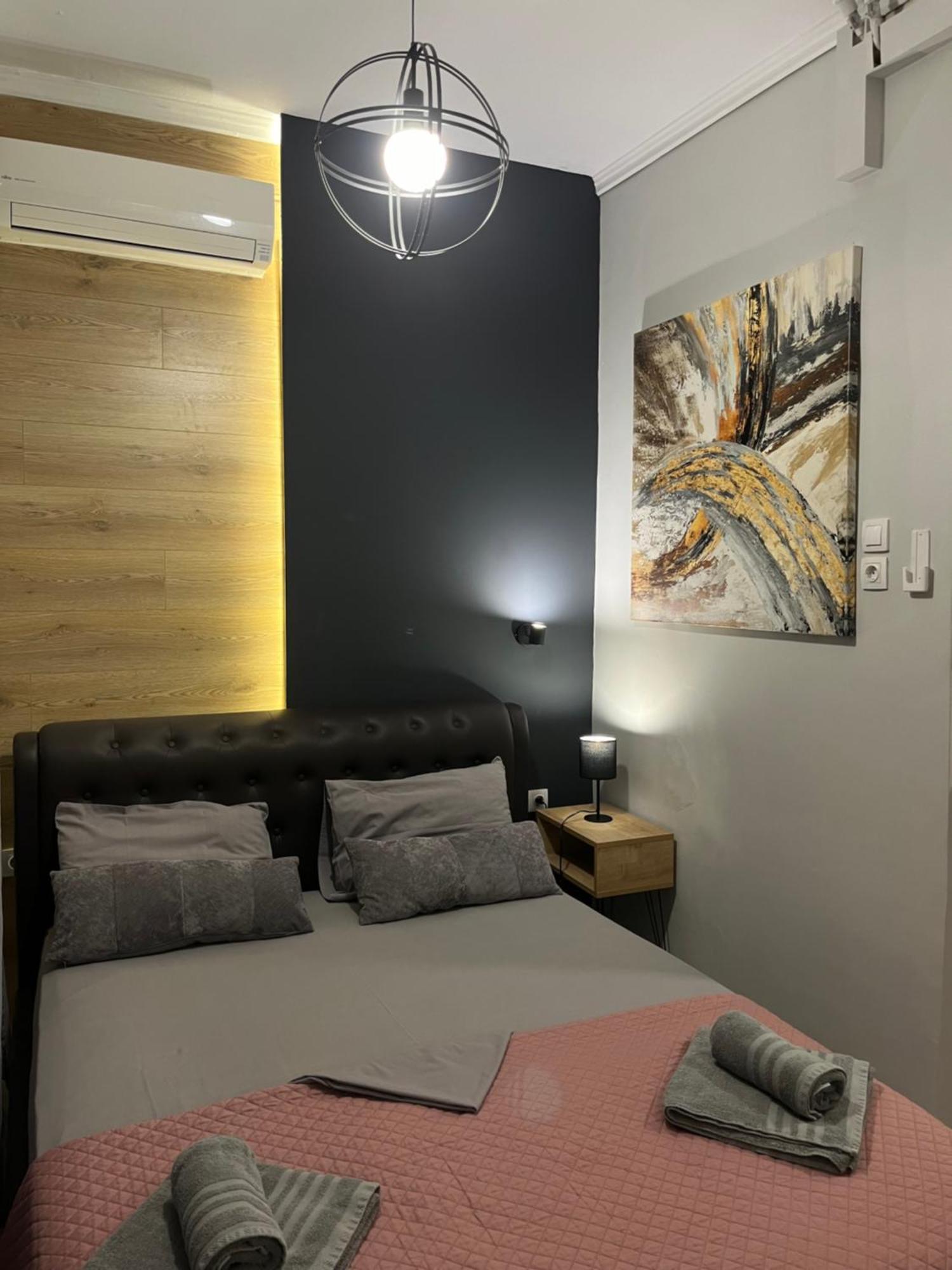 4 Modern With Free Parking *